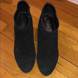 Black ankle booties